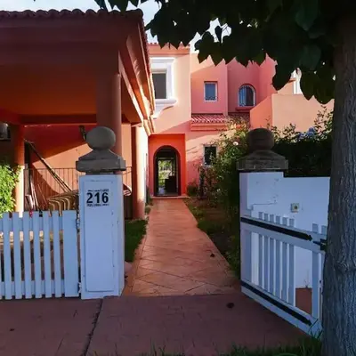 Villa luxueuse au centre du golf