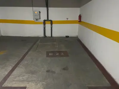 a room with a basketball court with a basketball hoop at Studio La gironde in Casablanca