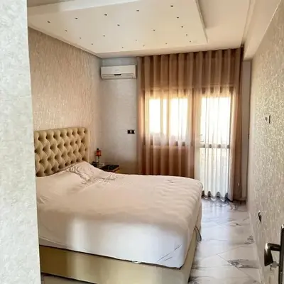 Chambre à Agdal Rabat dans un appartement partagé -king bed-