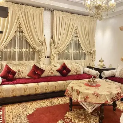 Luxurious Holiday Home 2