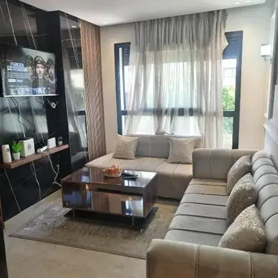 Anais house