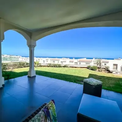 Villa de luxe résidence front de mer 50m de la mer