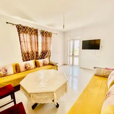 Confort Moderne à 2 Pas de la Mer Calme Absolu