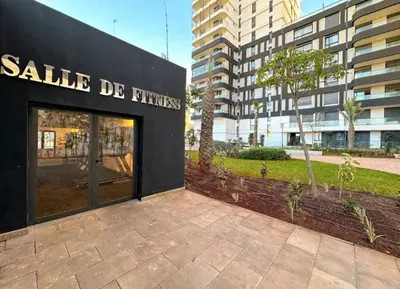 a building with a sign that reads sale de futures at luxury Studio with jacuzzi in Casablanca