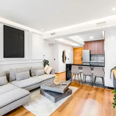 Modern Elegance in City Core
