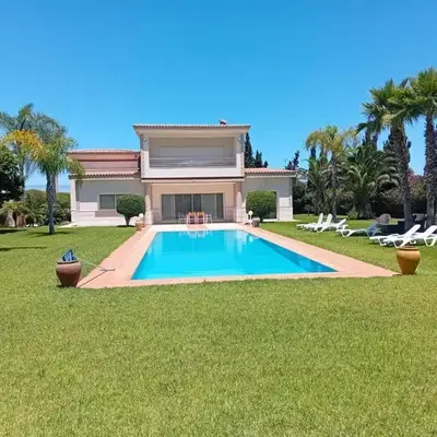 Superbe villa à Bouznika