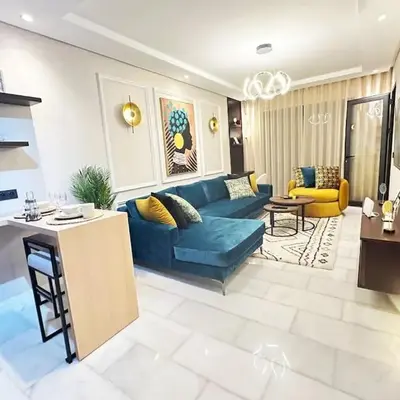 Stylish Appartement Lumineux et Luxueux Au Coeur De Maarif Quartier Palmier Près De Station Tramway & Bd Abdelmoumen Casablanca