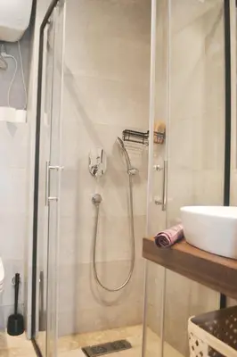 a bathroom with a shower and a sink at Luxueux appartement - Bourgogne, Casablanca in Casablanca