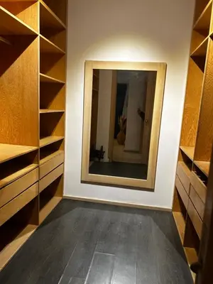 a dressing room with a mirror on the wall at Chez vous au cœur de Casablanca in Casablanca