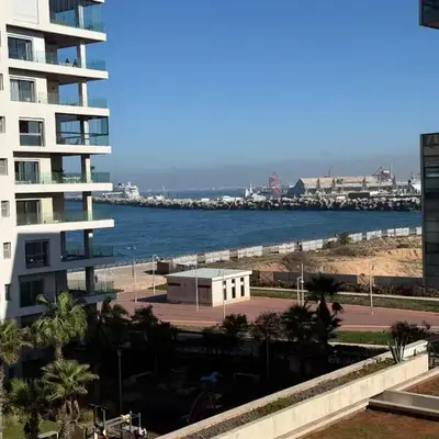 Stunning sea-view apartment 20