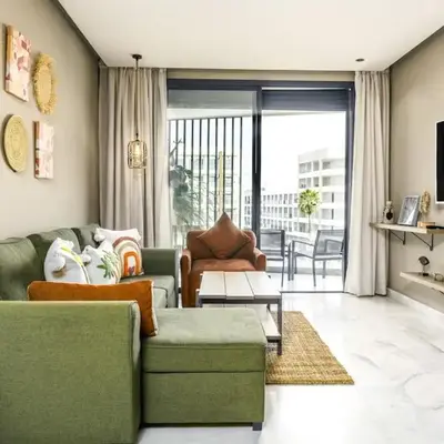 Luxury 1-Bedroom Apartment