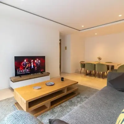 HM38 I Spacious & modern close to amenities