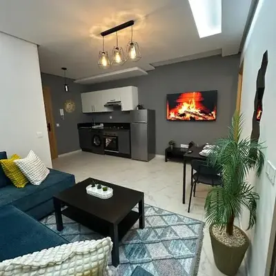 Sublime Cozy Chic Studio Condo in Downtown Casablanca