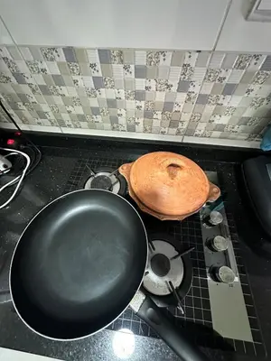 a frying pan sitting on top of a stove at Chic, quiet and convenient apartment in Casablanca