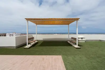 a gazebo on the roof of a building at Studio Raffiné et Lumineux in Casablanca