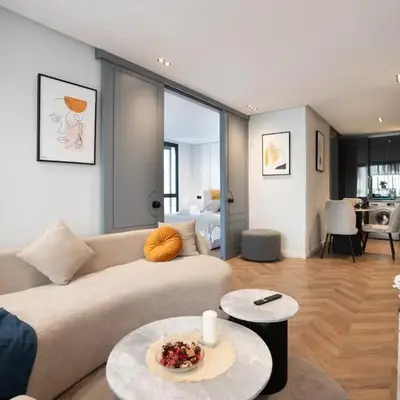 Central Cozy & Great Location with 2 Balconies Fast Wifi 2 Minutes to KFC Mcdo Bd 2 Mars