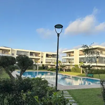 Logement luxueux avec 2 piscines