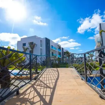 Appartement Tamaris avec piscine et plage privée