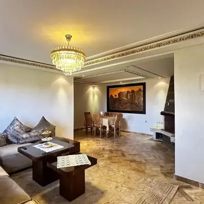 Appartement avec piscine près de la mer