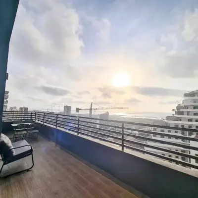 Superbe duplex avec vue mer