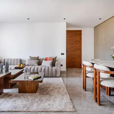 Prestigieux appartement 3 chambre plein cœur CFC