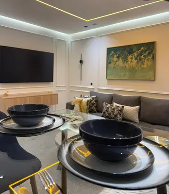 a living room with two large bowls on a table at Luxe studio plein centre ville in Casablanca
