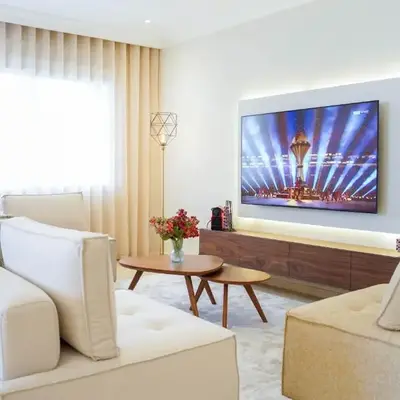 Luxury 3 Suites - Av Annakhil - 5 Min to Stadium