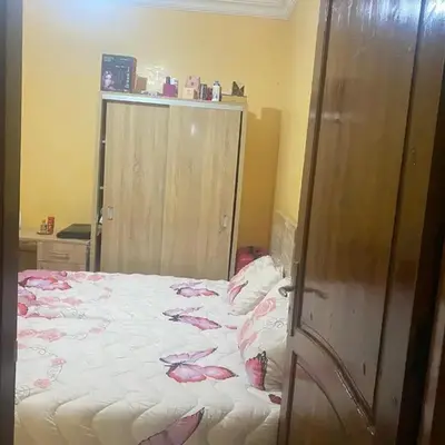 Calm & Cozy room in a shared Apartment located in Nzalet Cheikh very close to to Hammam Amine