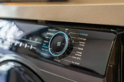 a close up of a control panel of a microwave at Luxurious 2BR 2BA For Families and groups in Casablanca