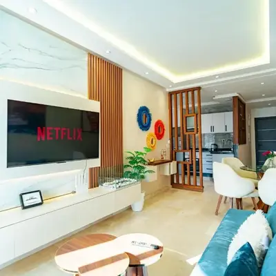 Studio Balcony Netflix