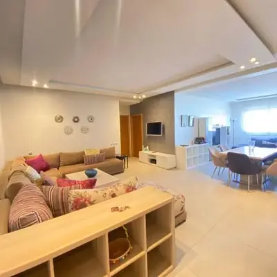 Bright and Comfortable Stay by Stade Mohammed V